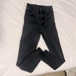 Black Skinny Jeans